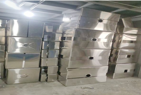 �W(xu��)У������ˮ��